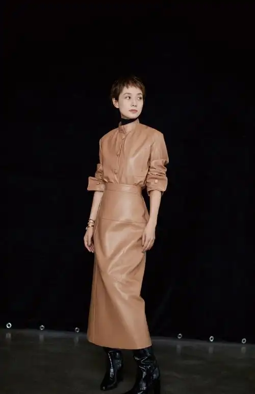 简介:马伊琍时尚大气写真大片,分享一组马伊琍图片给大家,图中的明星