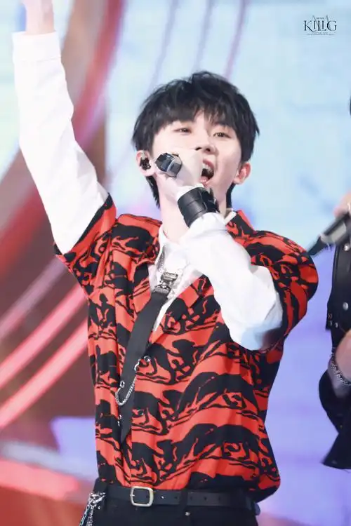 马嘉祺第一天舞台开口定调##全能音乐人马嘉祺##今日星拍放送