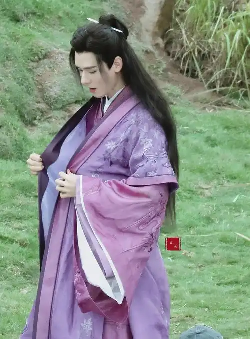 好漂亮好贴的动物塑(龚俊温客行)慎入