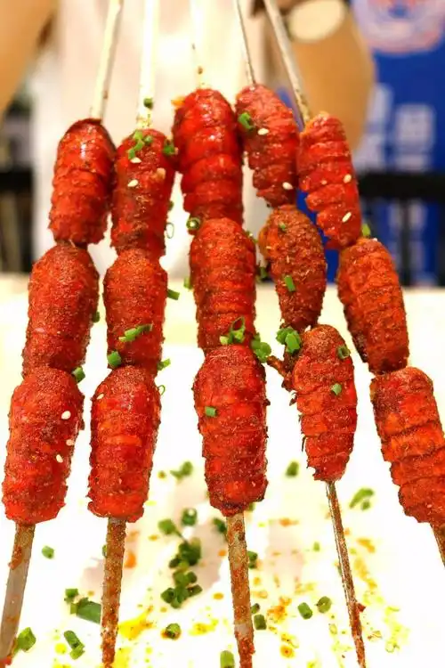 这家店让武汉小龙虾排行榜重新洗牌要从100公里外开始说起