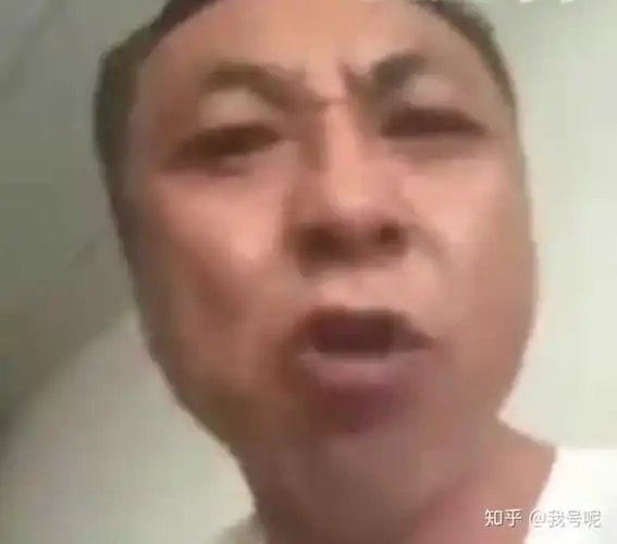 为什么把 mafia 翻译成黑手党?