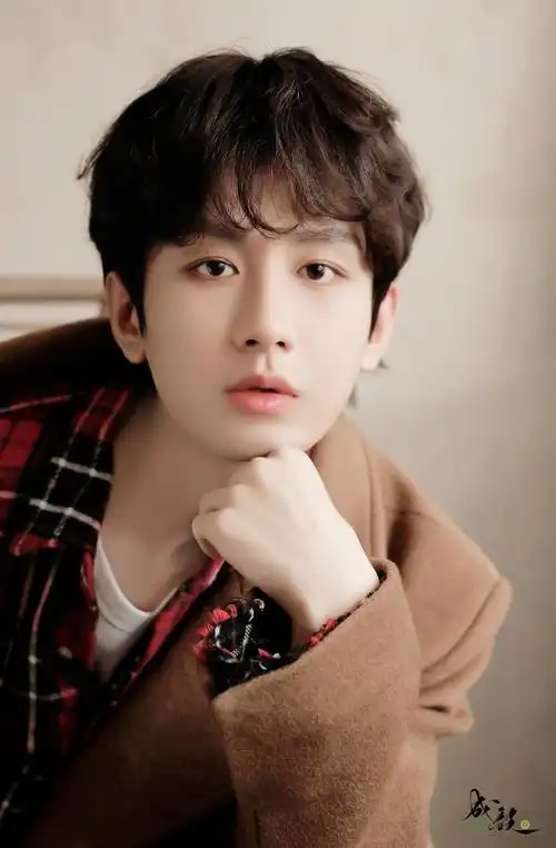 #成毅迷局破之深潜##成毅云弘深#