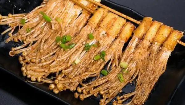 吃烧烤羊肉串并不太赚钱,若你点这4种蔬菜,老板心里"美滋滋"