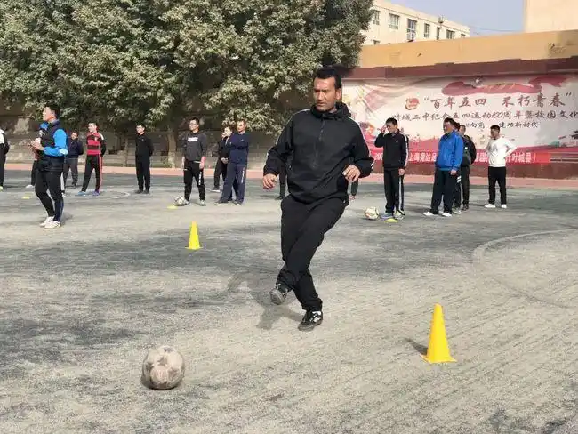 宝山"金牌之师"跃动叶城,教育援疆润物育人|叶城县|张建国_网易订阅