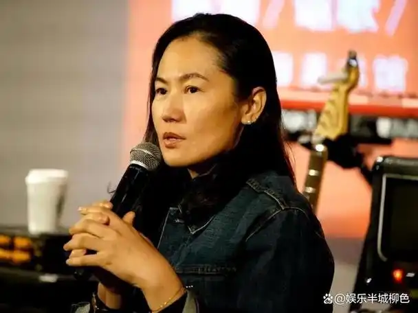 不后悔从王菲手中抢走窦唯离婚18年后高原选择和女儿共度余生