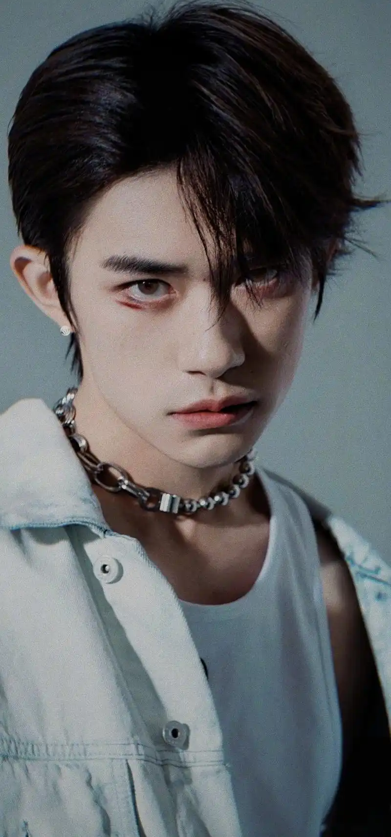 易烊千玺#易烊千玺眉心痣弟弟的眉心痣也太好看了吧,感觉在对视有木