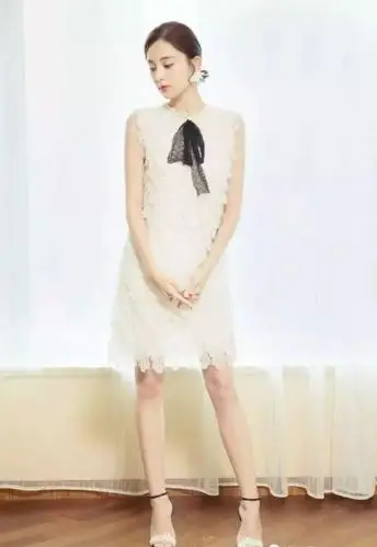 ouyue欧玥女装带你看2018夏明星小白裙穿搭图集