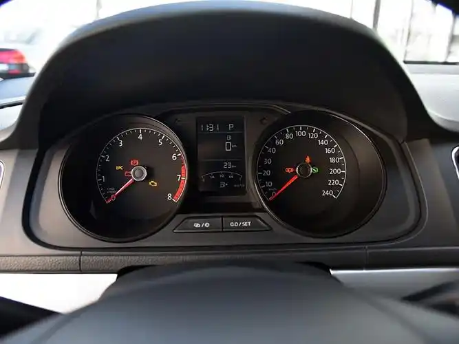 大众轿车仪表盘上各种符号都代表什么?-汽车之家