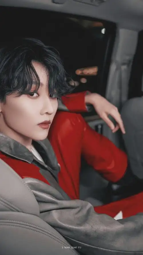 刘雨昕河南春晚状态#刘雨昕河南春晚舞台状态太绝了,高清怼脸拍我一