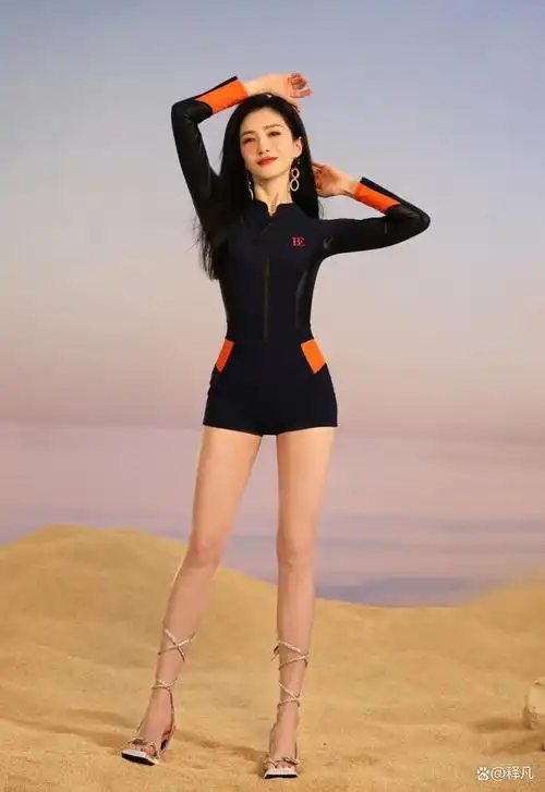 江疏影代言写真惊艳超靓!肤白貌美大长腿太性感撩人