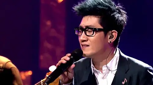 金志文一首《不值得》,为了你而放弃爱情,超级感动!金志文爱情