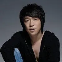 黄渤头像高清图片大全_名人黄渤真实头像大图下载