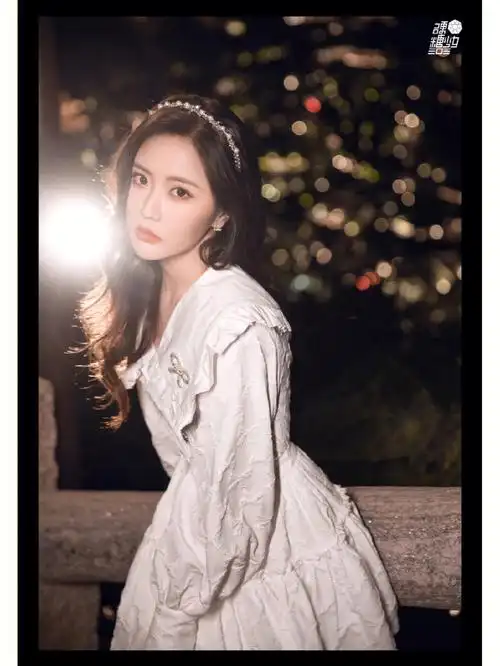 王艺瑾  #硬糖少女303  #嘉行 #氛围感美女