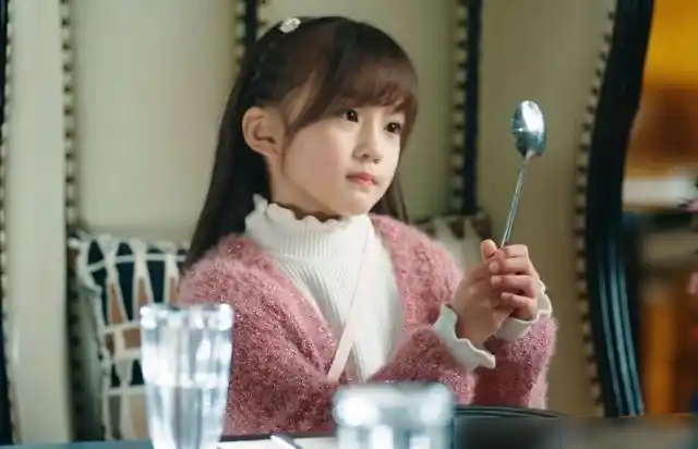 看着旁边秦放一脸无奈又宠溺的样子,好希望小司藤快些长大.