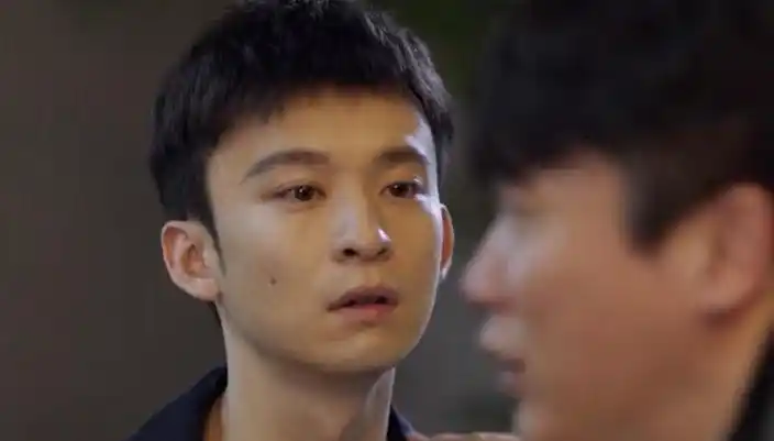 31岁的董子健,终于在2024年初,打了一场漂亮的"翻身仗