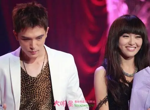 邱泽的女朋友是谁 邱泽和唐嫣怎么分手了