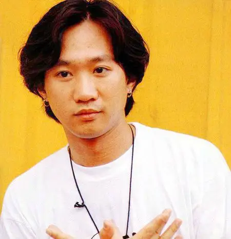 求黄家驹qq头像,要照片