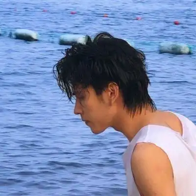 文艺男照片帅哥头像高清好看的帅哥文艺微信头像图片