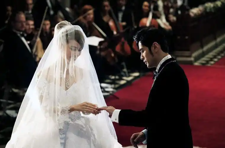 周杰伦昆凌完婚浪漫唯美甜蜜复古婚纱照