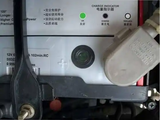 车服务 维修保养 电瓶电路 更换电瓶,轮胎服务1)如果电瓶状态指示灯