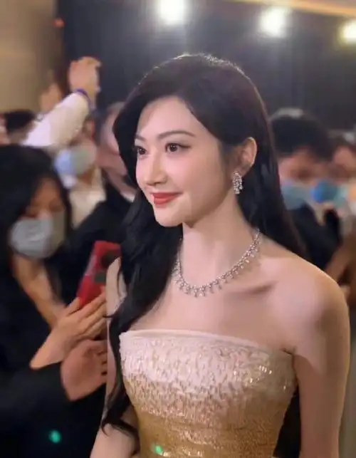 9位陆剧女星未修生图杨幂腿长又有料赵露思其实很瘦热巴杨颖美到让人