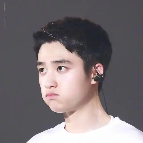 有没有都暻秀可以当作头像的生图? - 知乎