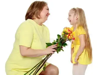 妈妈和小的女儿加指已提到的人大小关于指已提到的人模型,和一布库