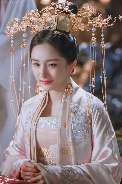 【图多慎入】杨幂古装角色楼