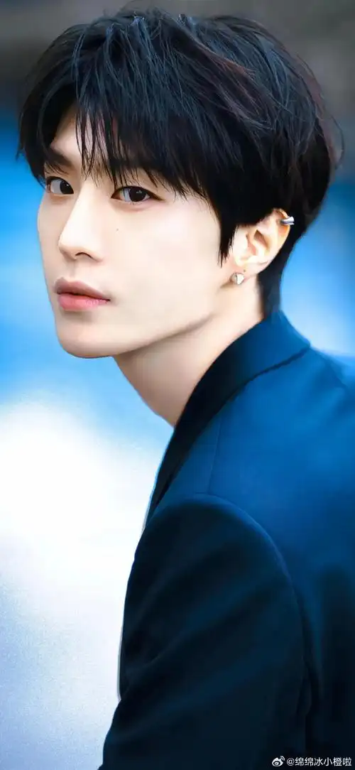 28th/may.范丞丞锁屏手机壁纸