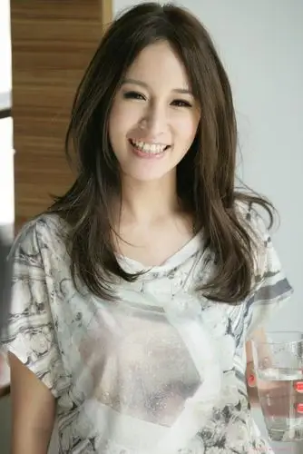 萧亚轩最新图片