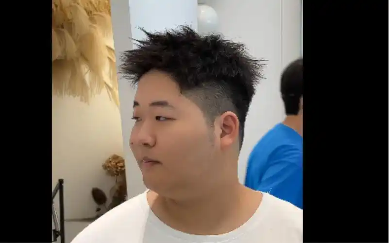 前刺～锡纸烫 胖子和胖胖的男生很适合这个发型99