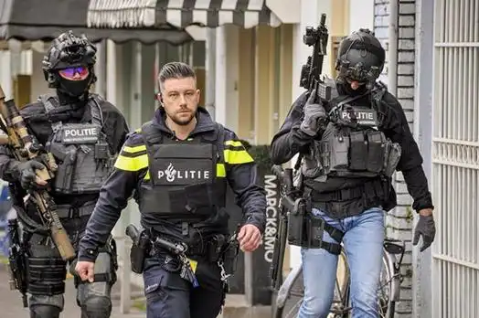 你不知道的—荷兰警察 - 知乎