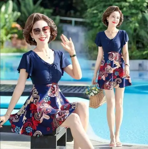 夏季精选中年泳衣女保守分体裙式遮肚泡温泉中老年人妈妈款游泳衣大码