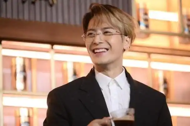 但在这次的泰国行程中却发生了一则插曲,直接吓坏王嘉尔!