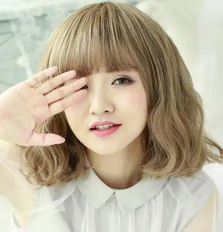 显白首选浅亚麻色染发好看浅亚麻色头发及发型图片推荐