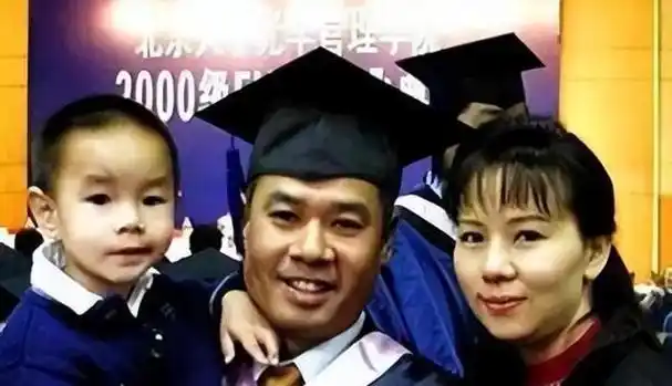 李宁之妻陈永妍见证了丈夫的眼泪44岁为他冒险生女儿不后悔