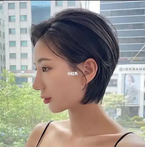 女生短发
