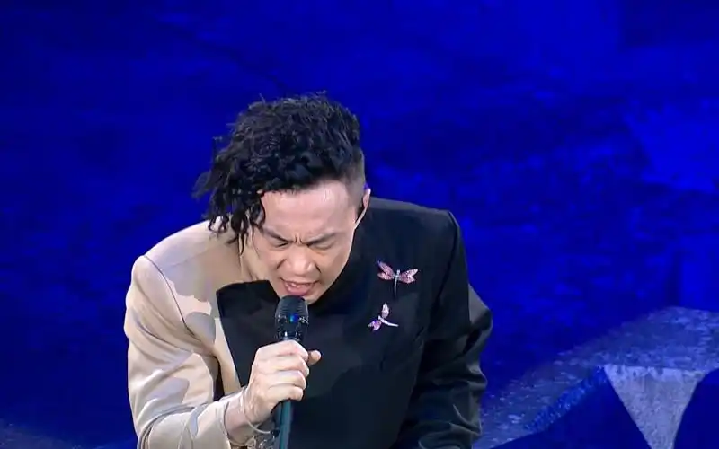 陈奕迅-《落花流水》-duo陈奕迅2010演唱会-part1-03-【收藏级画质】