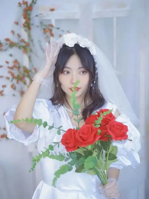 女孩子一定要拍的单人婚纱照