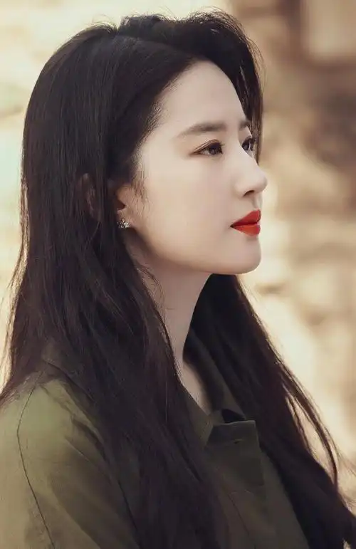 刘亦菲入围首尔电视剧大赏最佳女主