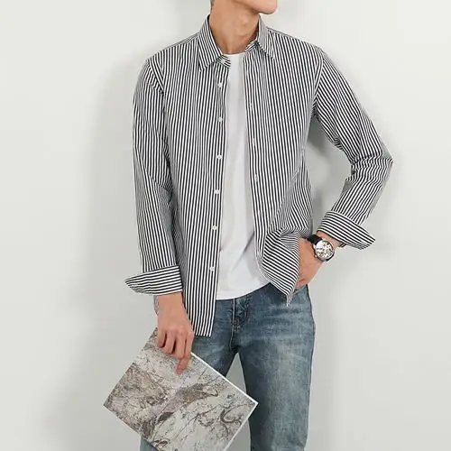 军绿色长袖衬衫男