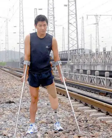 刘德华,你还要瞒我们多久?-爱妻自媒体