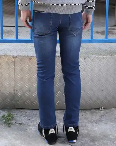 男装深蓝色弹性紧身保暖牛仔裤