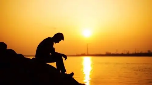 陈鸿宇《理想三旬》:凌晨四点,孤独醒来