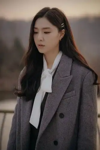 徐智慧《爱的迫降》穿搭造型大揭秘【组图】