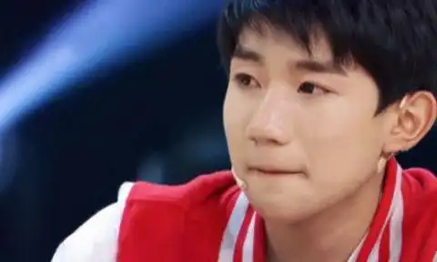 易烊千玺哭的最安静 王俊凯哭的最令人心疼 王源哭的原因令人心酸