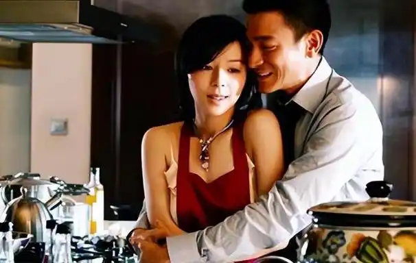 "性交易"脏水泼了张静初12年,再看她近况,真假定论一目了然