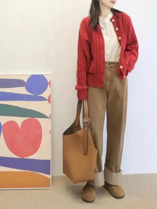 ootd红棕配是属于秋天的颜色呀