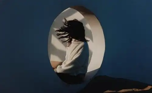 深夜一个人孤独伤感的句子夜深人静孤独伤感句子配图