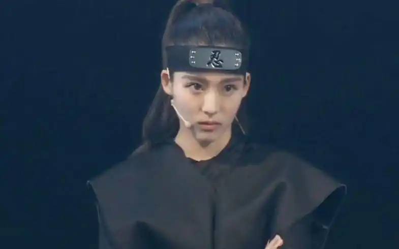 孙芮snh48160902五队联合男装公演相关部分